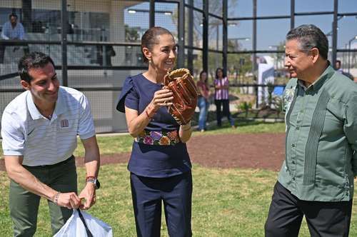 Sheinbaum-inaugura-Ciudad-Deportiva-de-Alto-Rendimiento-en-Pachuca-y-convoca-a-la-Clase-Nacional-de-beisbol-y-softbol