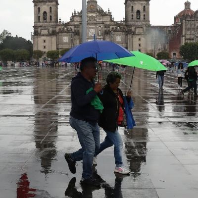 Clima-en-la-CDMX-para-el-domingo-17-de-mayo-de-2026-ambiente-caluroso-y-posibilidad-de-chubascos-con-granizo
