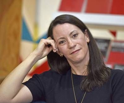 En-Pespuntes-Mariana-Marsal-hila-un-relato-de-memoria-e-identidad