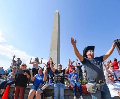 Miles-asisten-a-Rededicate-250-en-el-National-Mall-Trump-y-funcionarios-envian-mensajes