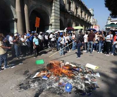 Miles-de-trabajadores-marchan-el-1-de-mayo-en-al-menos-11-estados