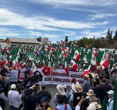Miles-marchan-en-Chihuahua-Morena-exige-juicio-politico-contra-la-gobernadora-Maru-Campos-por-caso-de-agentes-de-la-CIA