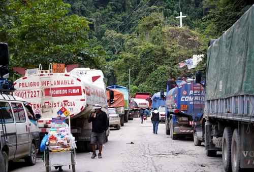 Movilizaciones-y-bloqueos-mantienen-en-tension-a-Bolivia-gobierno-denuncia-proceso-conspirativo