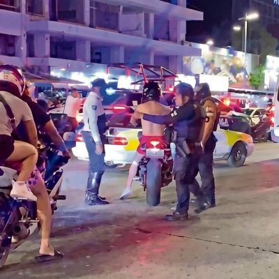 Operativo-en-Acamoto-2026-deja-ocho-detenidos-331-infracciones-y-85-motocicletas-aseguradas-en-Acapulco