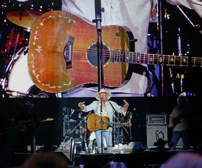 Alan-Jackson-ofrece-concierto-de-despedida-en-Nissan-Stadium-Nashville