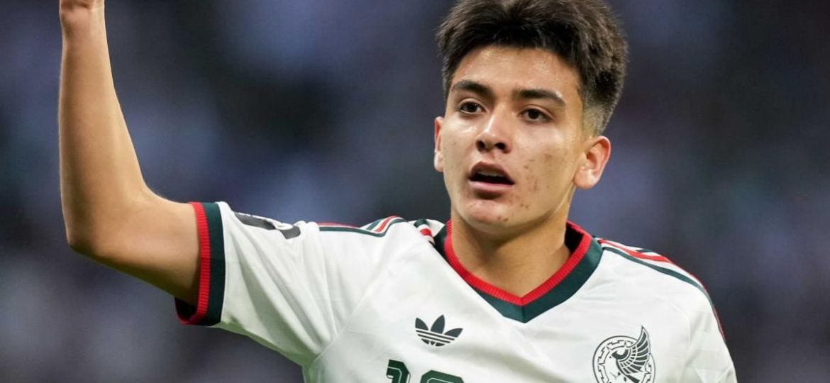 Gilberto-Mora-rompe-un-record-y-se-convierte-en-el-mexicano-mas-joven-en-debutar-en-un-Mundial