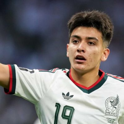 Gilberto-Mora-rompe-un-record-y-se-convierte-en-el-mexicano-mas-joven-en-debutar-en-un-Mundial