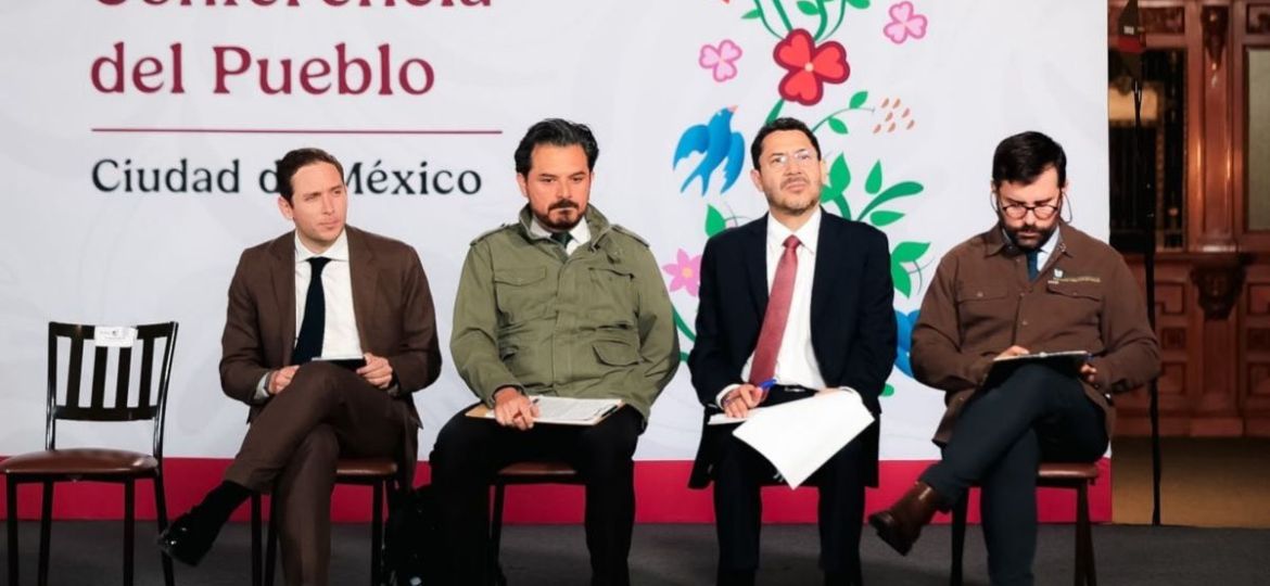 IMSS-incorpora-17-resonadores-de-ultima-generacion-ISSSTE-compra-2275-camas-electricas