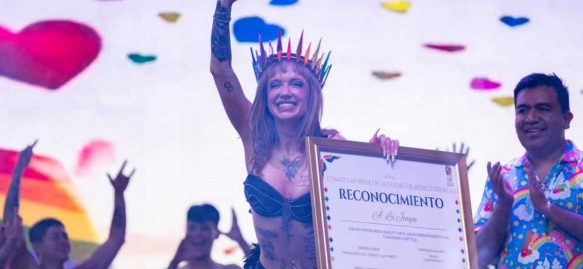 La-Joaqui-celebra-la-diversidad-desde-el-escenario-principal-del-Pride-2026-en-CDMX