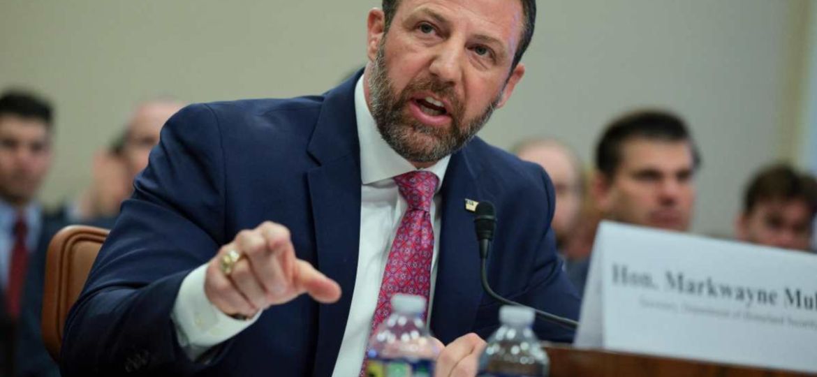 Mullin-Nueve-carteles-operan-en-la-frontera-y-no-hay-ni-un-centimetro-sin-plazas