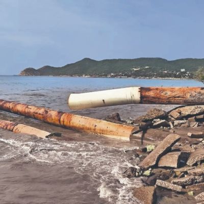 Pescadores-de-La-Ventosa-exigen-a-Pemex-sustituir-emisores-tras-nuevo-derrame-en-Salina-Cruz