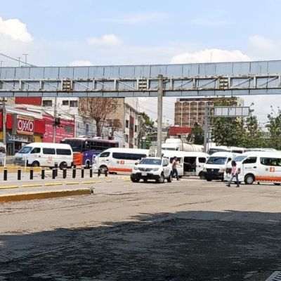 Transportistas-bloquean-accesos-al-Metro-Cuatro-Caminos-en-protesta-por-la-Linea-3-del-Mexicable