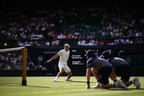 Alexander-Zverev-avanza-a-la-segunda-ronda-de-Wimbledon