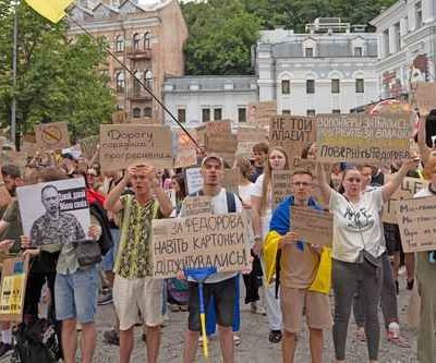 Ataque-masivo-sobre-Kiev-decenas-de-misiles-y-mas-de-un-centenar-de-drones