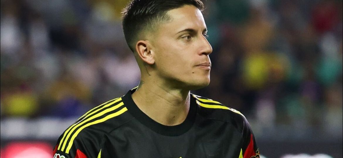 Brian-Rodriguez-sufre-un-esguince-en-la-rodilla-izquierda-y-queda-fuera-del-America