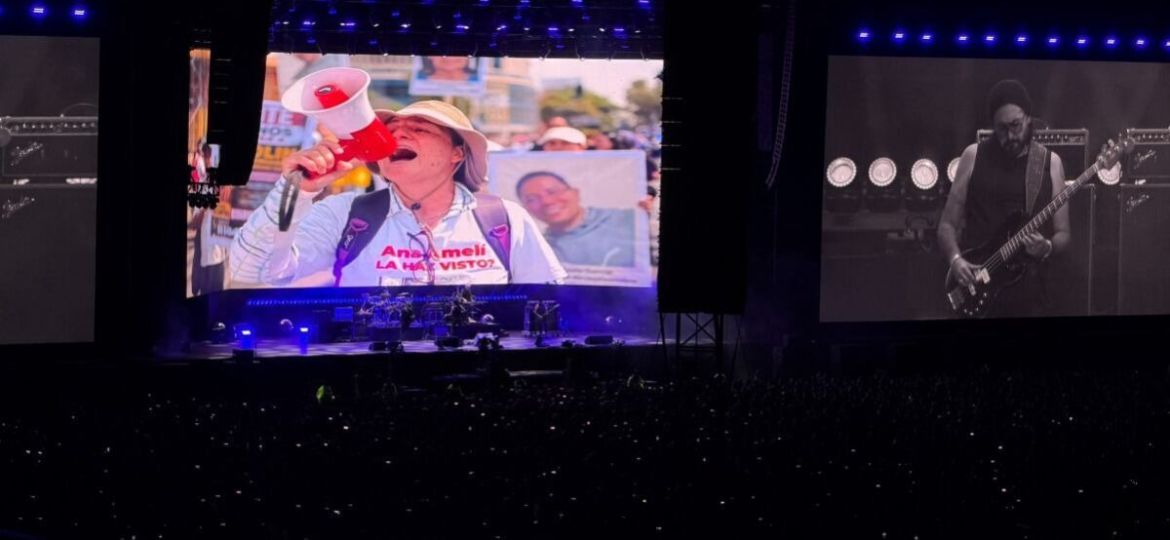 Caifanes-visibiliza-a-madres-buscadoras-en-su-concierto-en-Ciudad-de-Mexico