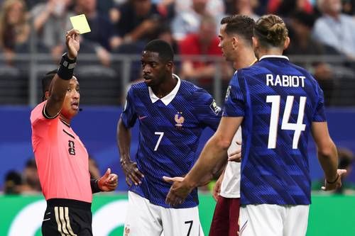 Collina-defiende-al-arbitro-Ivan-Barton-tras-las-criticas-de-Deschamps
