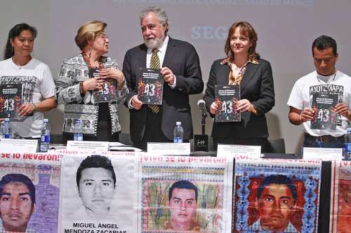 Confirman-que-uno-de-los-43-de-Ayotzinapa-era-un-militar-infiltrado