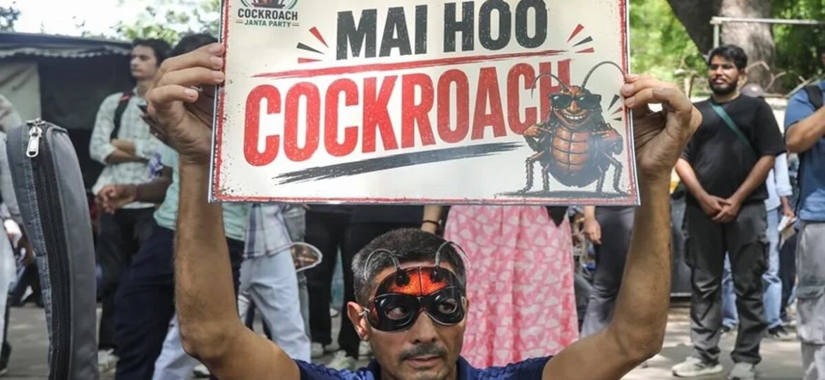 Dharmendra-Pradhan-dimite-tras-semanas-de-protestas-del-movimiento-Cockroach-en-India