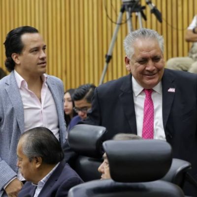 Entre-reclamos-Somos-Mexico-y-PAZ-toman-protesta-ante-el-INE-como-nuevos-partidos
