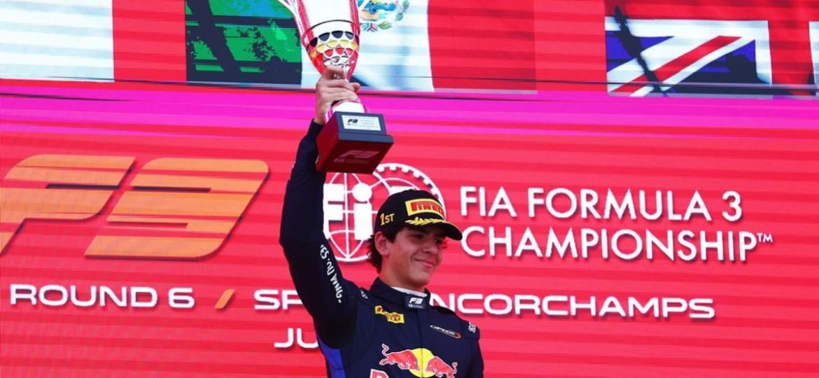 Ernesto-Rivera-se-impone-en-la-Feature-Race-de-Formula-3-del-Gran-Premio-de-Belgica