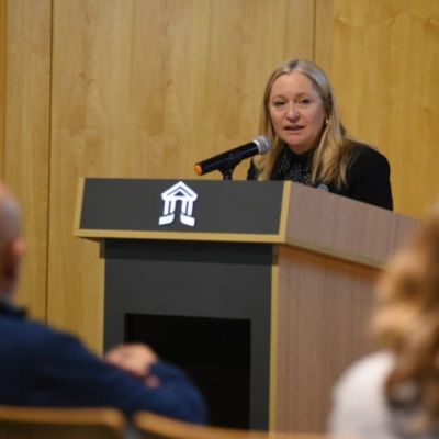 Francia-declara-persona-non-grata-a-la-vicegobernadora-de-Mendoza-tras-comentarios-sobre-la-seleccion