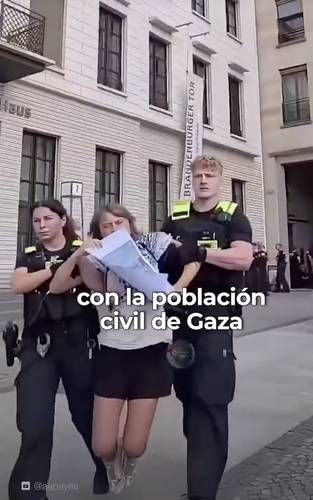 Greta-Thunberg-detenida-brevemente-en-Berlin-durante-protesta-contra-Rheinmetall