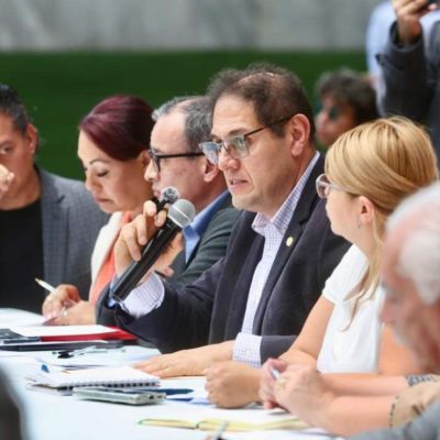 IPN-y-estudiantes-acuerdan-cuatro-mesas-de-trabajo-fijan-seguimiento-en-Zacatenco-tras-toma-de-Canal-Once