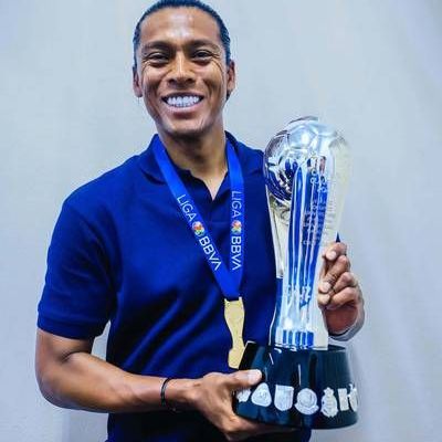 Joel-Huiqui-seguira-como-tecnico-de-Cruz-Azul-tras-el-titulo