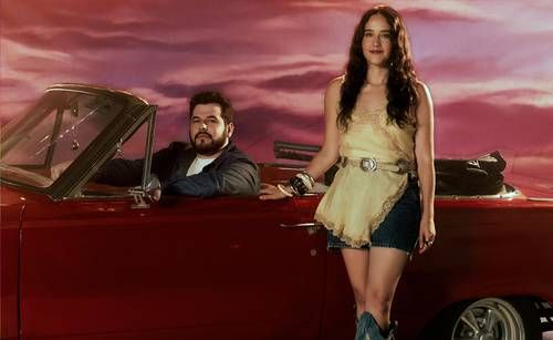 Kurt-estrena-El-mejor-verano-con-Ximena-Sarinana-video-y-detalles