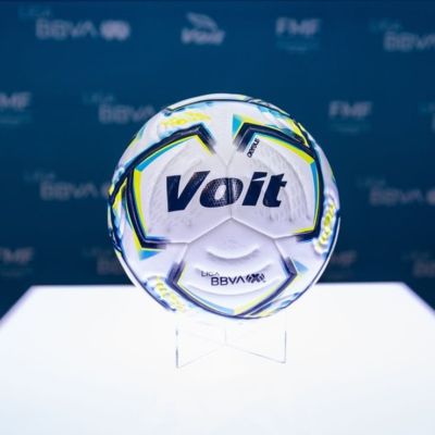 Liga-MX-y-Voit-presentan-el-balon-Aereus-40-Pro-III-para-la-temporada-2026-2027