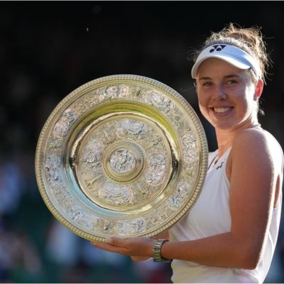 Linda-Noskova-conquista-Wimbledon-en-final-historica-entre-tenistas-checas