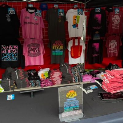 Mercancia-de-Harry-Styles-en-el-Estadio-GNP-precios-y-donde-comprarla
