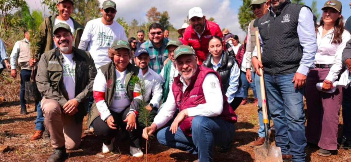 Michoacan-anuncia-la-siembra-de-2.5-millones-de-arboles-en-la-cuenca-del-Lago-de-Patzcuaro