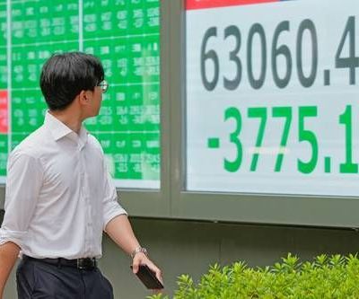Peso-pierde-terreno-y-cierra-en-17.52-pesos-por-dolar-tras-escalada-en-Medio-Oriente