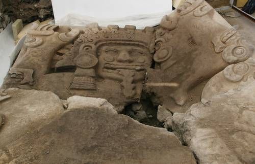 Restauradores-destacan-la-conservacion-del-monolito-de-Tlaltecuhtli-en-el-Museo-del-Templo-Mayor