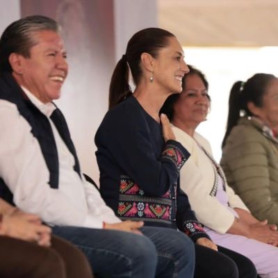 Sheinbaum-afirma-que-la-4T-defiende-la-soberania-de-Mexico-durante-entrega-de-la-Pension-Mujeres-Bienestar-en-Zacatecas