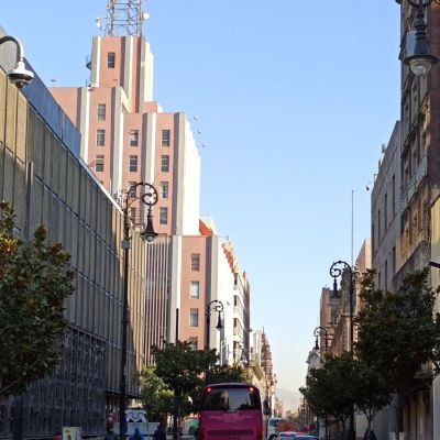 Vecinos-de-Ampliacion-Granada-reavivan-solicitud-de-parquimetros-por-saturacion-vial