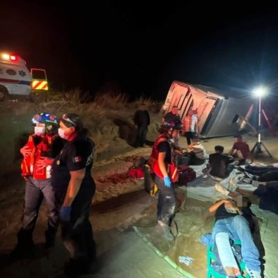 Vuelca-autobus-en-San-Jose-del-Cabo-saldo-preliminar-3-muertos-y-17-lesionados