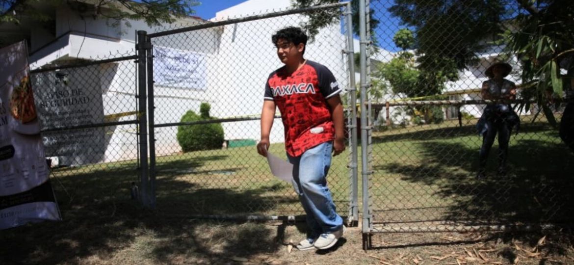 Alejandro-Soriano-concluye-primero-el-examen-de-control-de-la-UNAM-en-Oaxaca