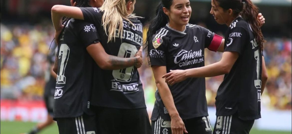 America-Femenil-golea-10-0-a-Cruz-Azul-en-su-regreso-al-Estadio-Banorte