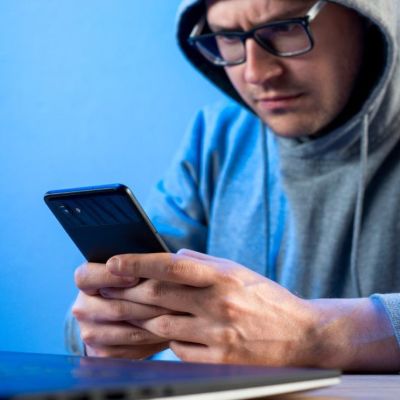 Asi-funciona-la-estafa-que-promete-dinero-por-dar-likes-en-redes-sociales