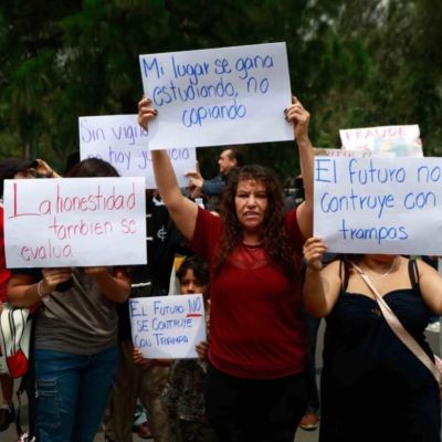 Aspirantes-aprobados-de-la-UNAM-presentan-primeros-amparos-contra-cancelacion-del-examen-virtual