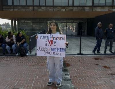 Aspirantes-seleccionados-cuestionan-examen-de-control-de-la-UNAM-y-piden-respetar-resultados