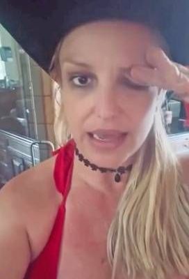 Britney-Spears-alerta-sobre-un-efecto-no-deseado-tras-aplicarse-botox