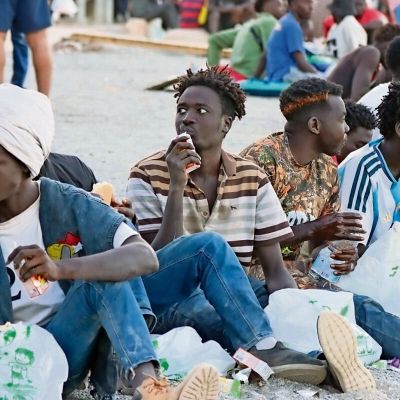 Ceuta-alrededor-de-mil-menores-migrantes-permanecen-varados-tras-cruce-masivo