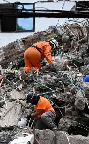Colombia-limitara-el-ingreso-de-rescatistas-extranjeros-durante-la-emergencia-por-terremoto