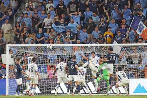 Cruz-Azul-vence-2-1-al-New-York-City-y-se-acerca-a-cuartos-de-final-de-la-Leagues-Cup