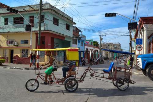 Cuba-restablece-su-red-energetica-pero-los-apagones-continuan-por-falta-de-combustible