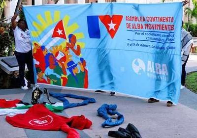 Diaz-Canel-alerta-sobre-el-avance-del-fascismo-y-denuncia-la-presion-de-Estados-Unidos-contra-Cuba